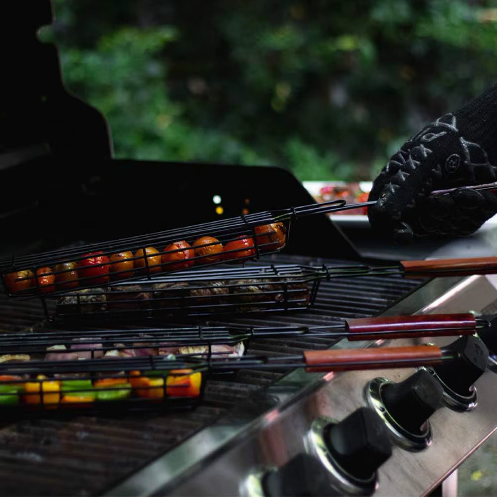 BBQ Grilling Basket Stainless Steel Portable Non-Stick Wooden Handle Grilling Baskets Vegetables Meat Hot Dog BBQ Grill Net